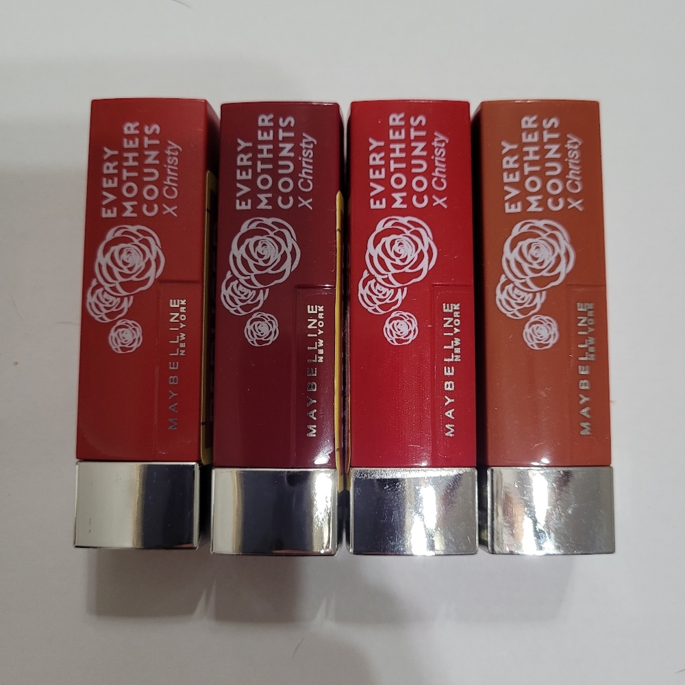 Maybeline Lipstick Bundle - NEW